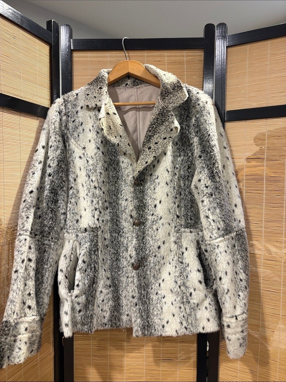 Vintage Speckled Faux Fur Button-Front Jacket in Ivory & Black